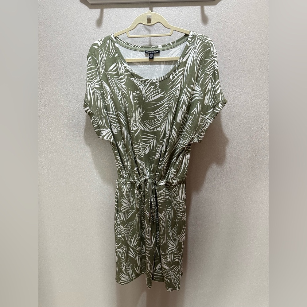 Hilary Radley Olive and White Patterned Dress Size L NWOT
